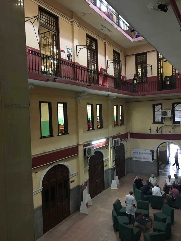 Die Casa Matriz ist das Stammhaus, in dem die Zigarren einer bestimmten Marke, hier die der Quai-d'Orsay, gefertigt werden.