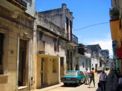 Die Calle Gervasio befindet sich genau wie die Calle Dragones in Havannas Stadtteil Centro Habana. Auf dieser Straße, der genaue Standort ist nicht mehr bestimmbar, befand sich eine weitere Manufaktur der Marke Fonseca.