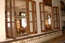 Ein Blick in die Galera der Romeo y Julieta Fabrik in der oberen Etage.