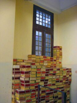 Las marcas Bolívar y Partagás pertenecen juntas desde hace décadas: también en esta colección de viejas cajas de cigarros en la fábrica Partagás, en la Calle San Carlos No. 816.